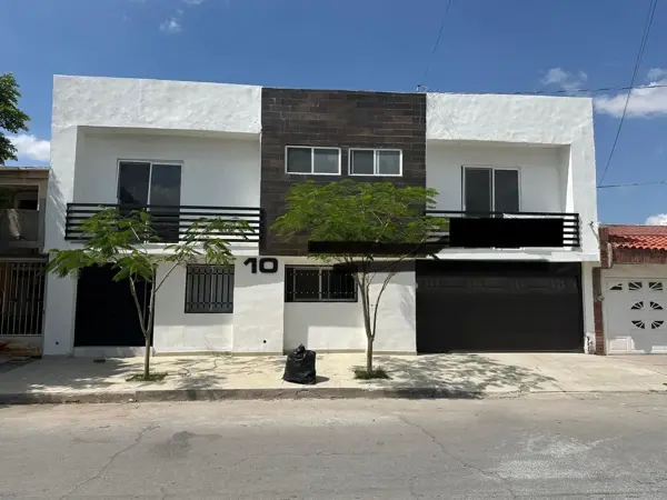 Excelente Casa en venta en colonia Torreon Jardin