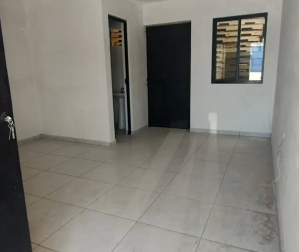 Bodega en renta en Parajes del Valle, Ramos Arizpe — foto 3 de 3