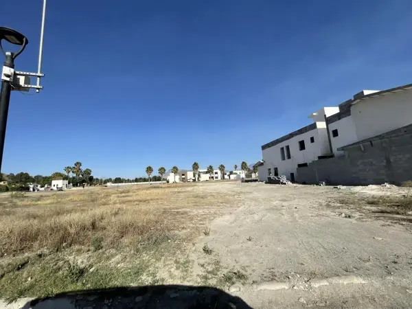 Terreno en venta en Country Club Residencial, Saltillo — foto 3 de 7