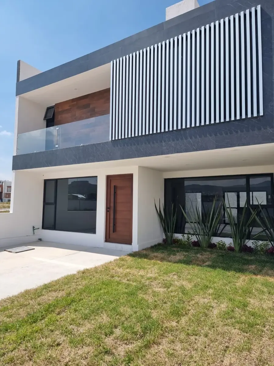 Casa en venta en El Portezuelo, Mineral de la Reforma — foto 1 de 31