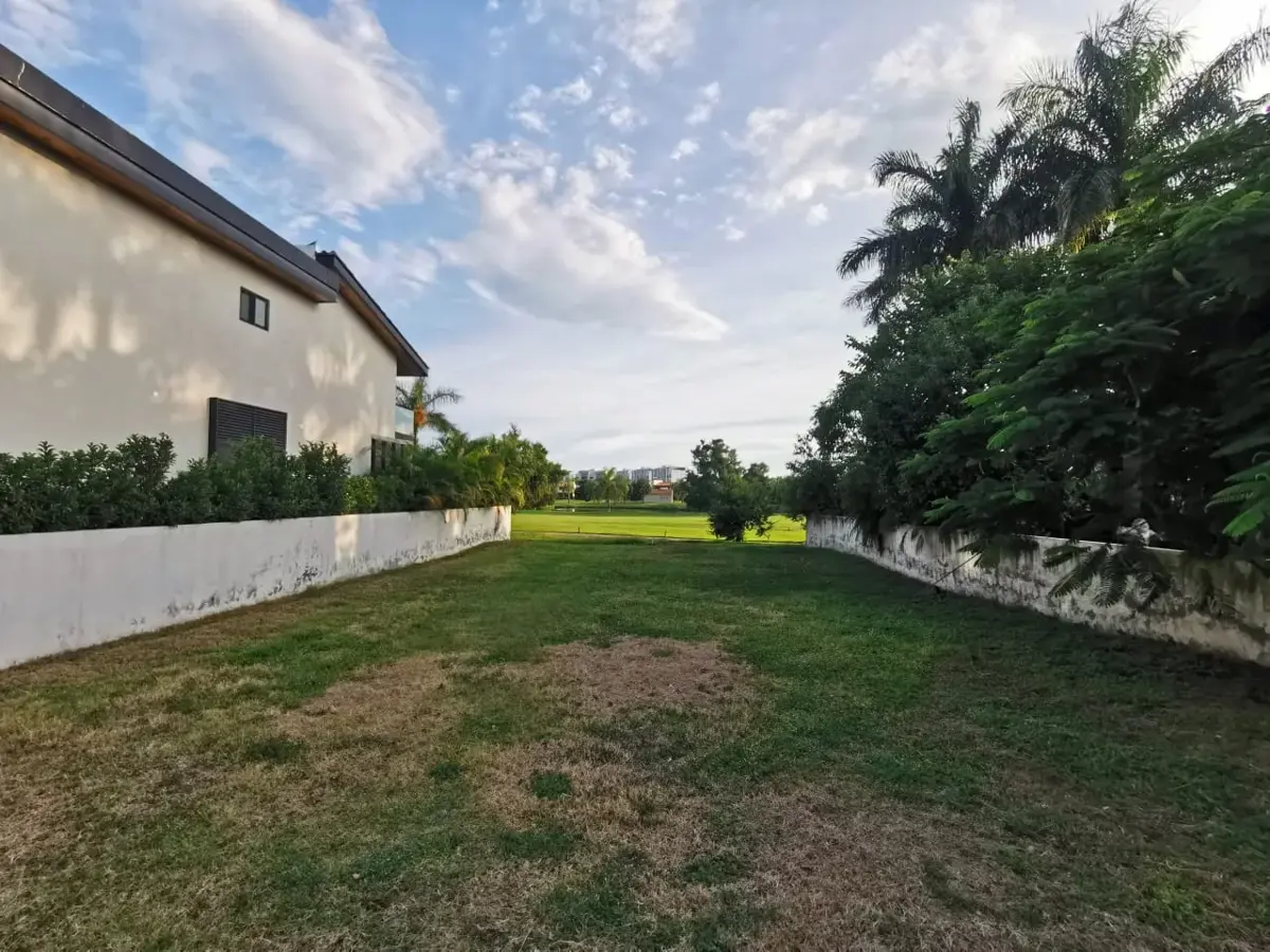 Terreno en venta en Paraíso Country Club, Emiliano Zapata — foto 1 de 10