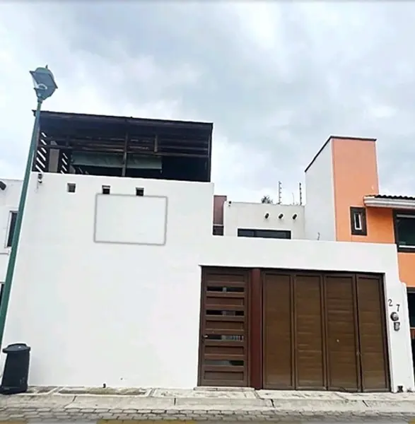 CASA EN RENTA EN FUENTES DEL MOLINO POR FORJADORES