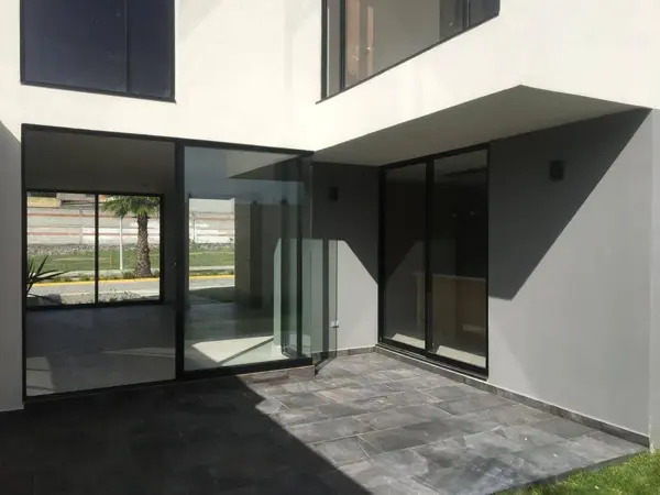 HERMOSA CASA EN CONDOMINIO  CERCA DEL TEC,LA BUAP Y ANGELOPOLIS