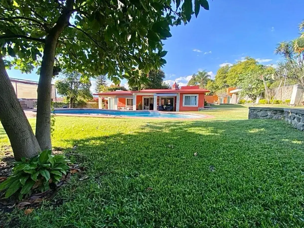 Casa en venta en Lomas de Cuernavaca, Temixco — foto 1 de 10