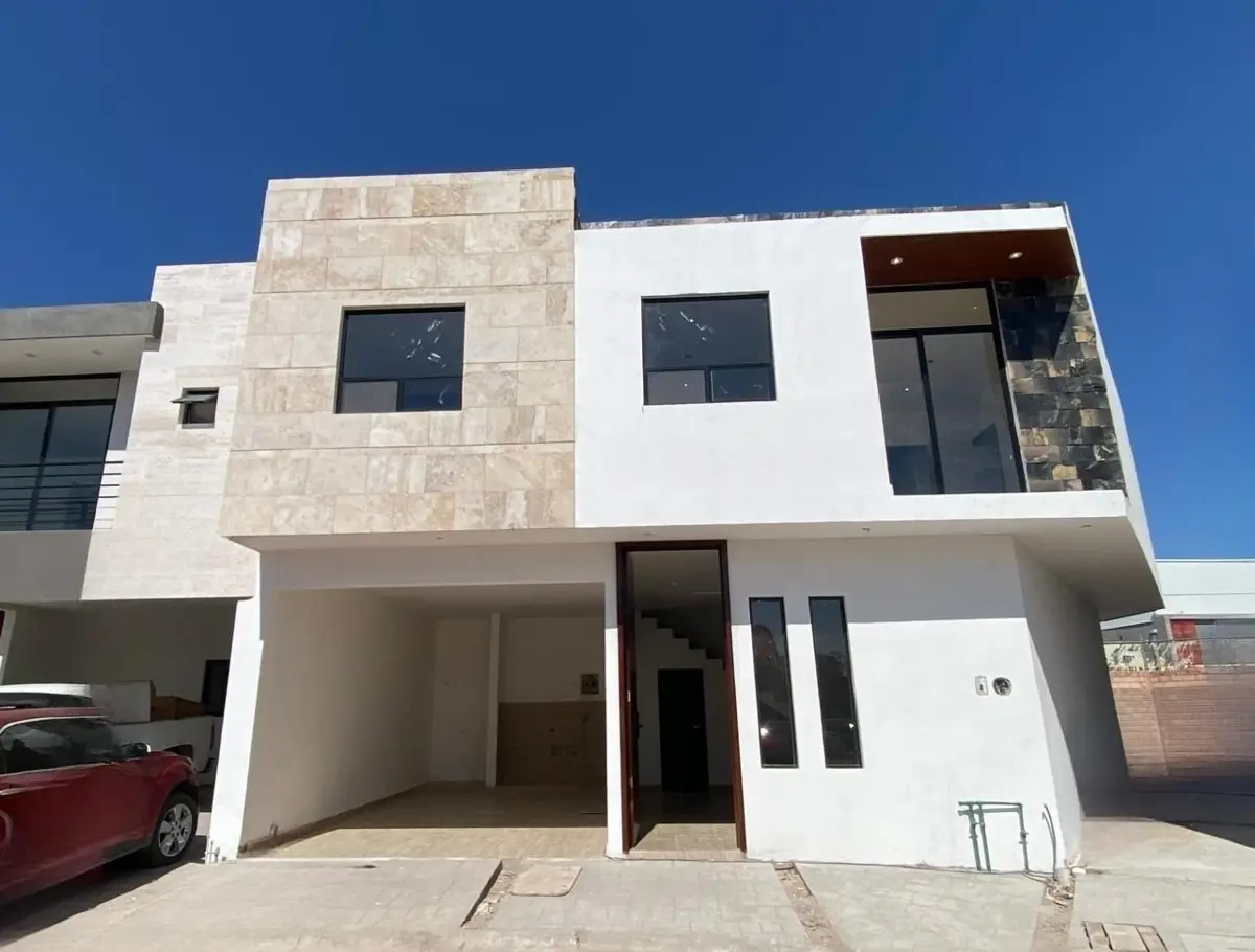 Casa en venta en Los Viñedos, Torreón — foto 1 de 15