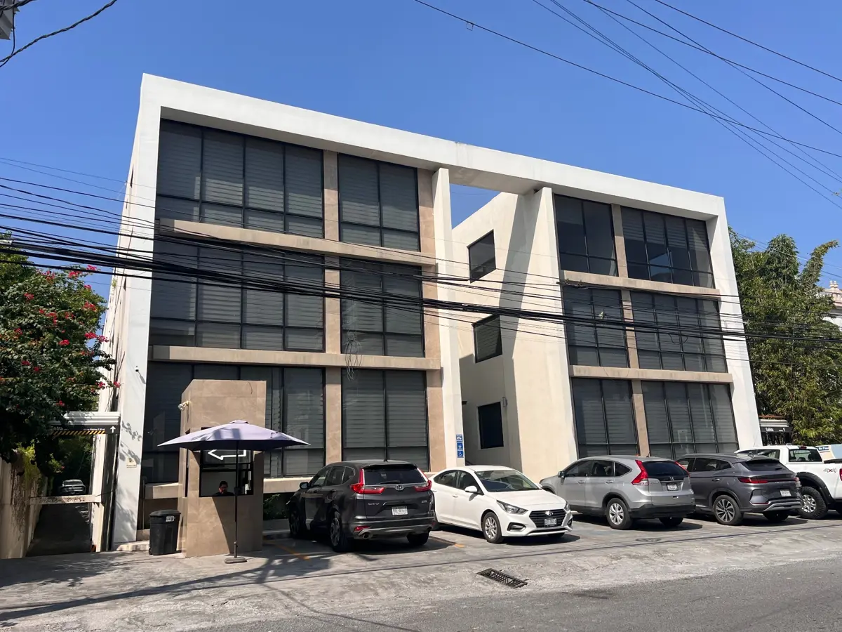 Edificio en venta en Obispado, Monterrey — foto 1 de 80