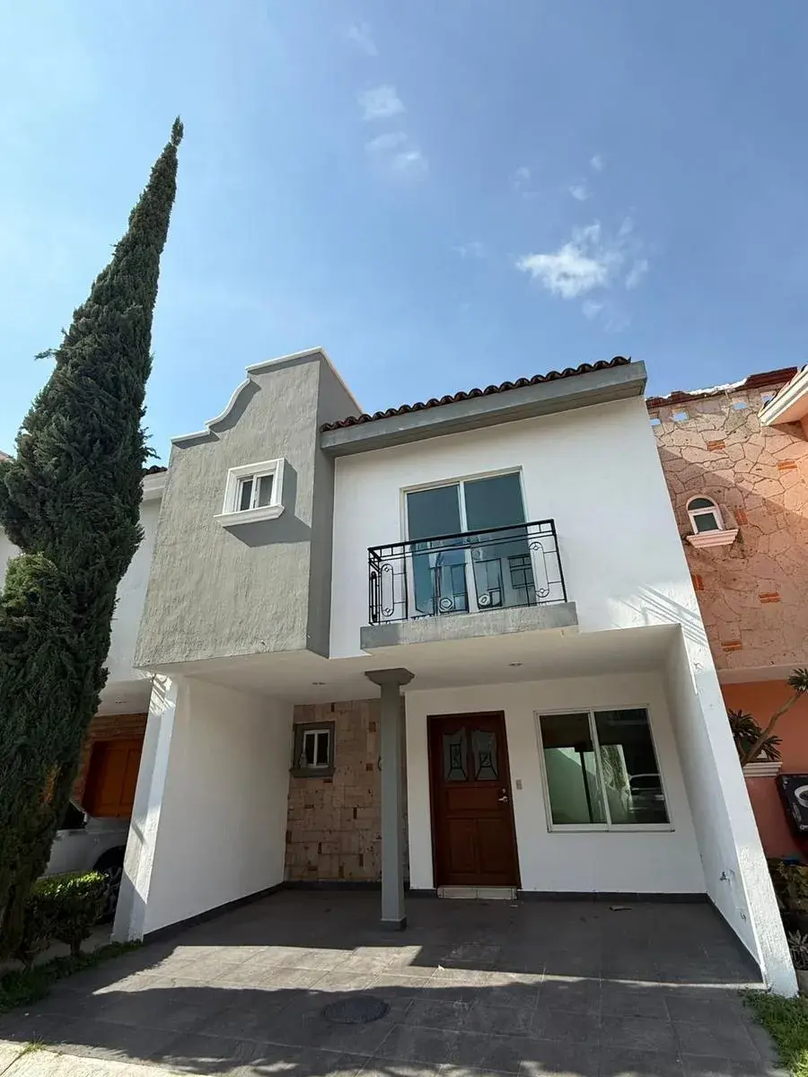 Casa en venta en Real de Valdepeñas, Zapopan — foto 1 de 11
