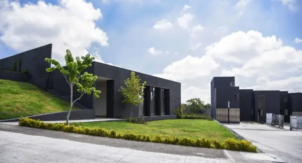 Venta casa nueva en condominio en Avenida Fray Junípero Serra