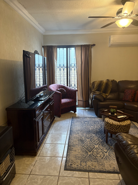 Casa en venta en Los Doctores, Saltillo — foto 3 de 21