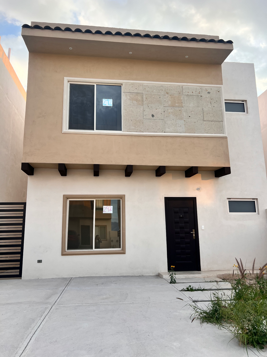 Casa en renta en Terralta, Saltillo — foto 1 de 21