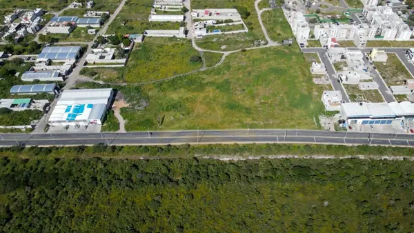 Terreno en venta en Los Olvera, Corregidora — foto 2 de 14