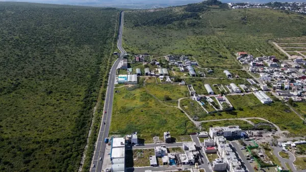 Terreno en venta en Los Olvera, Corregidora — foto 3 de 14