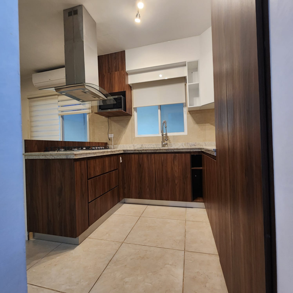Casa en renta en Puerta del Rey, Saltillo — foto 3 de 26
