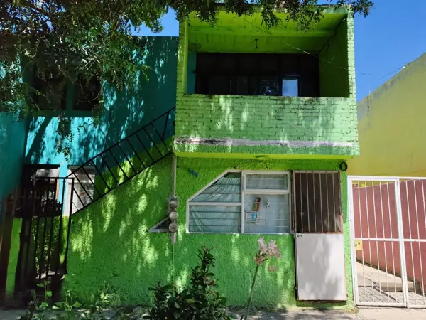 en venta , casa , requiere mantenimiento, precio de oferta, aprovecha!!!!