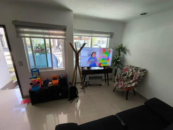 Casa en venta en Parques Del Centinela, Zapopan — foto 2 de 11