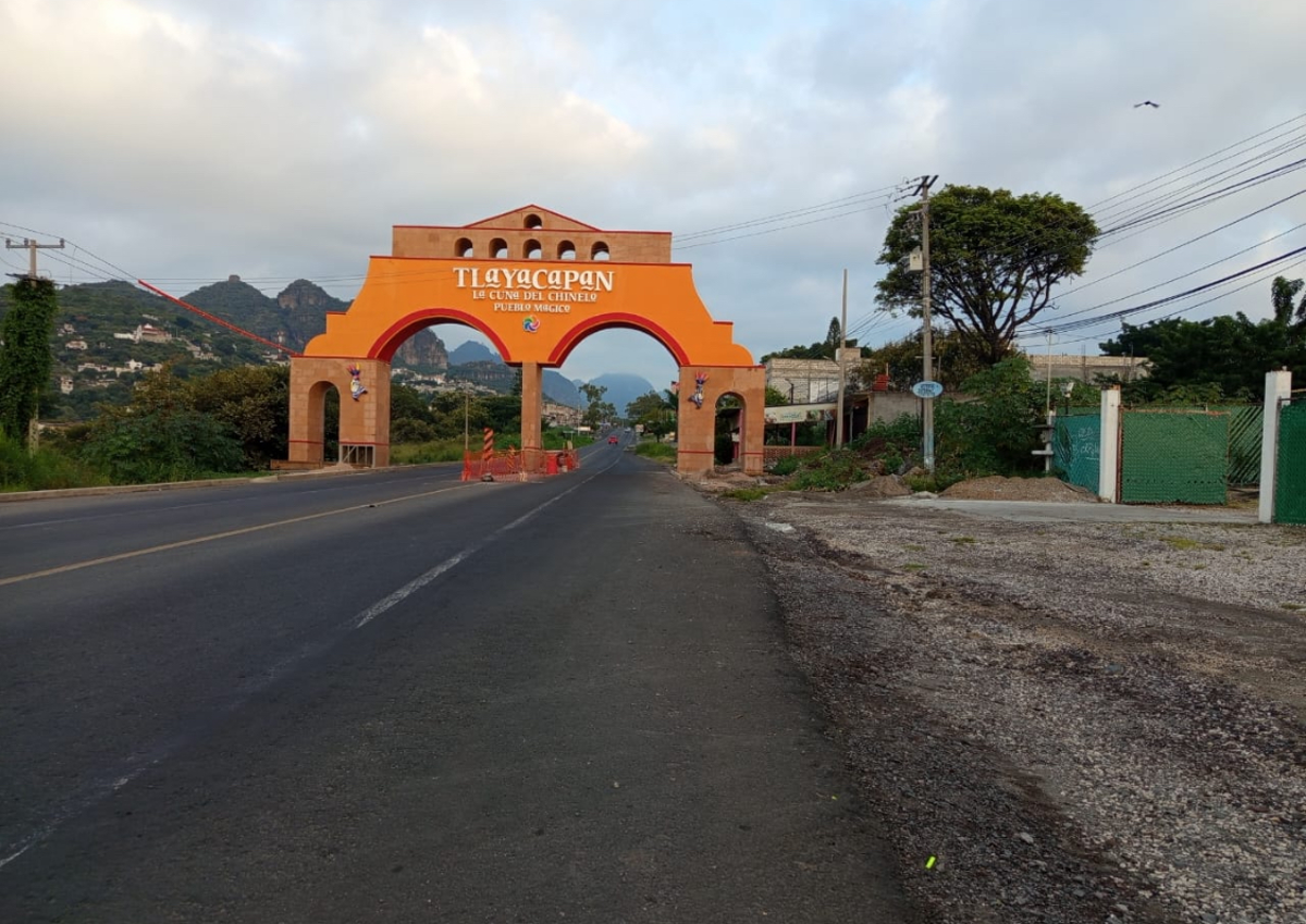 Terreno en venta en Joyas del Astillero, Tlayacapan — foto 1 de 10