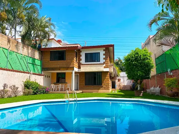 Casa en venta en Burgos Bugambilias, Temixco — foto 2 de 13