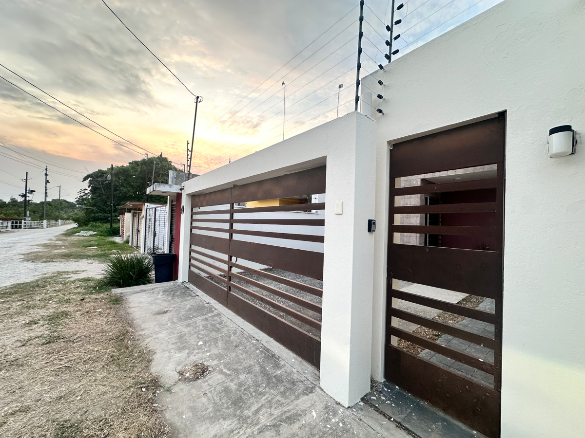 Casa en renta en Quintin Arauz, Paraíso — foto 1 de 26