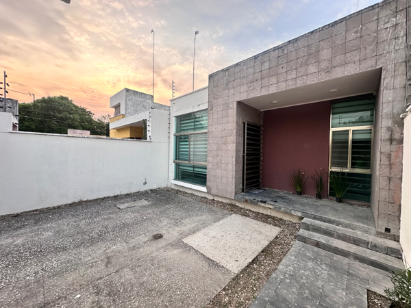 Casa en renta en Quintin Arauz, Paraíso — foto 2 de 26