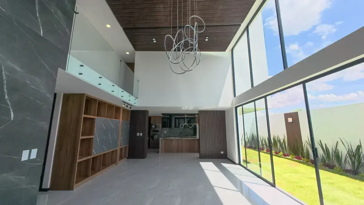 Casa en venta en Lomas de Angelópolis, Ocoyucan — foto 1 de 33