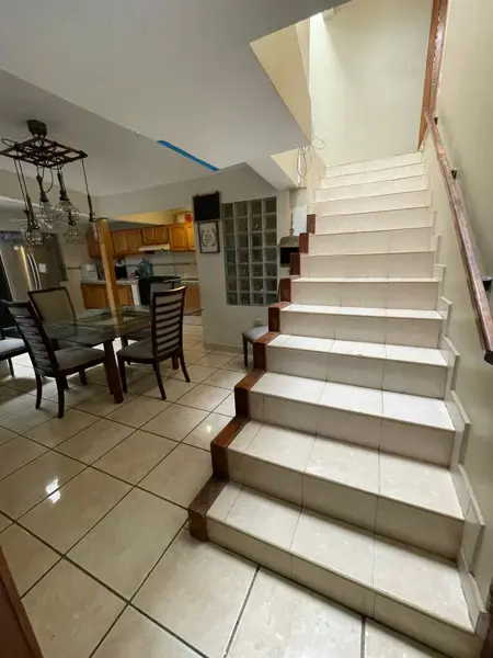 Casa en venta en Navarro, Torreón — foto 3 de 16