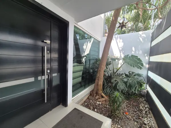 Casa en venta en Las Aguilas, Zapopan — foto 2 de 10