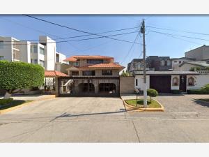 Casa en venta en Ciudad Satelite, Naucalpan de Juárez — foto 2 de 12