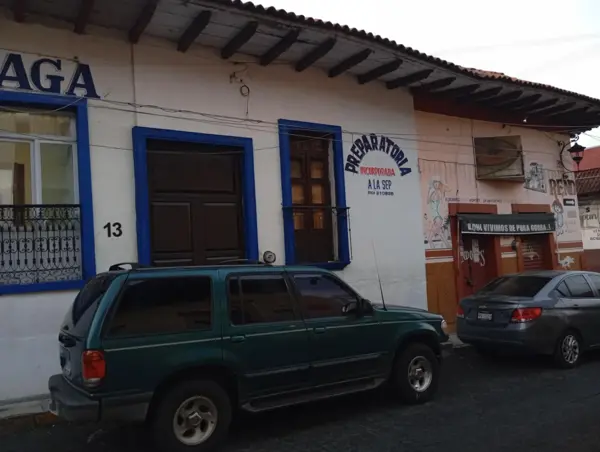 Casa en venta en Uruapan Centro, amplia y accesible