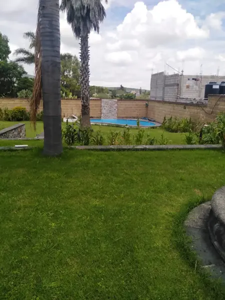 Casa de campo en venta con amplios jardines – Los Cues, Querétaro Casa de campo en venta con amplios jardines – Los Cues, Querétaro