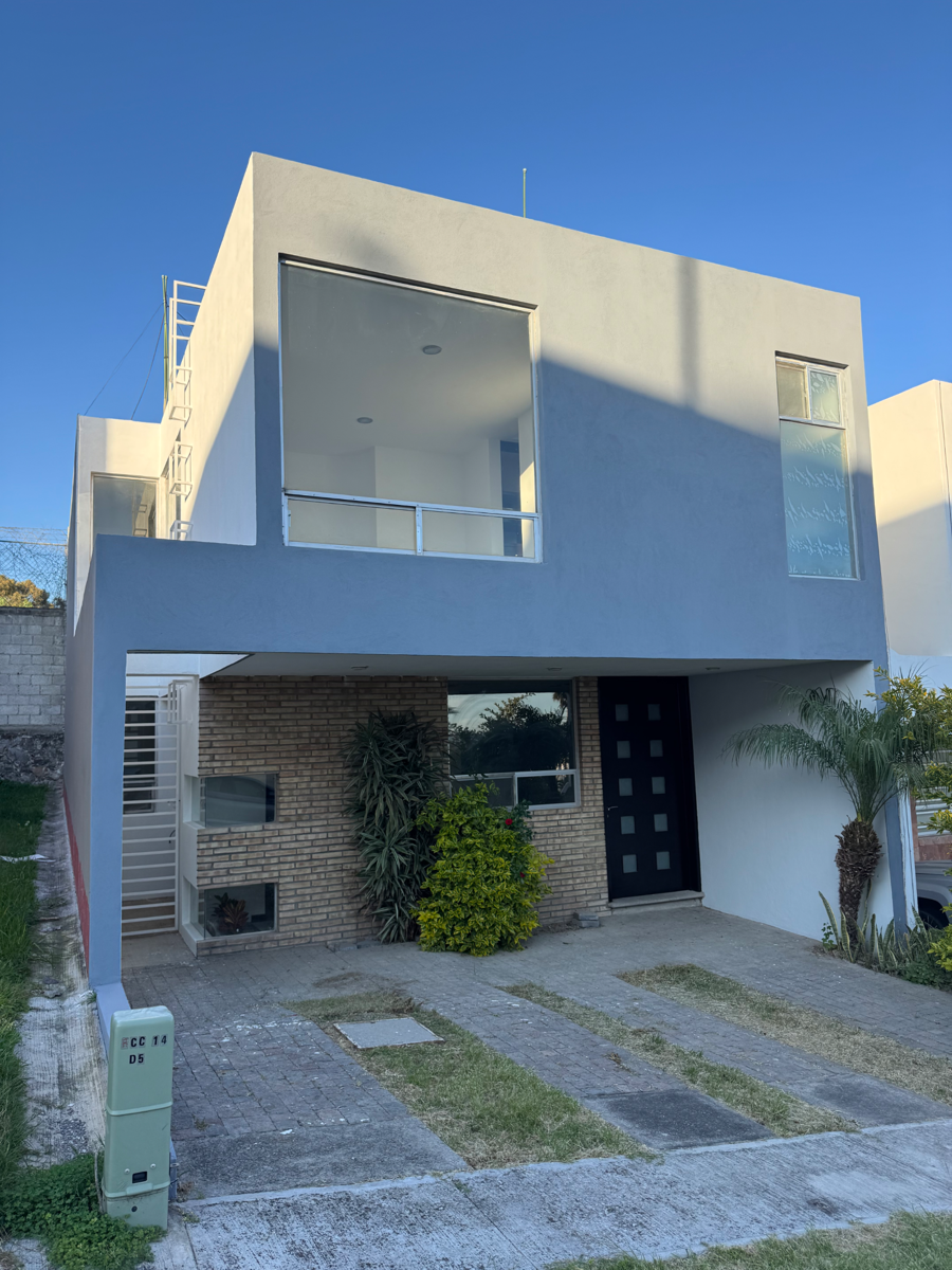 Casa en venta en Lomas del Valle, Puebla — foto 1 de 39