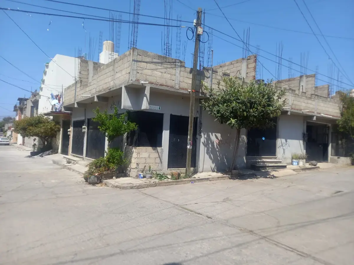 Casa en venta en Satelite, Cuernavaca — foto 1 de 15