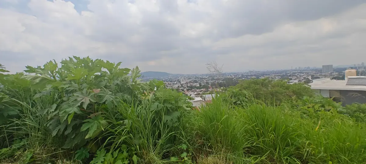 Terreno en venta en Paisajes del Tesoro, San Pedro Tlaquepaque — foto 1 de 3