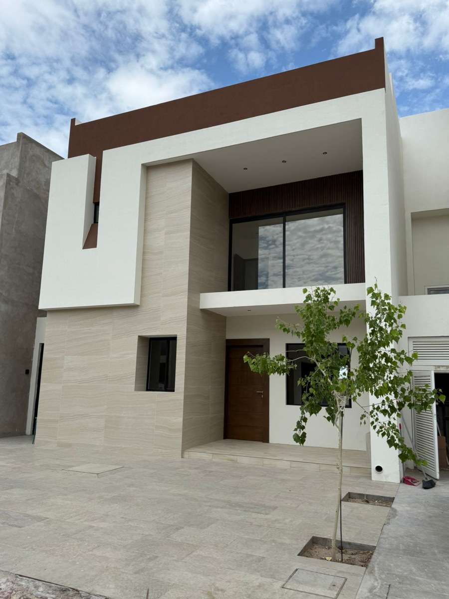 Casa en venta en Altozano la Nueva Laguna, Gómez Palacio — foto 1 de 16