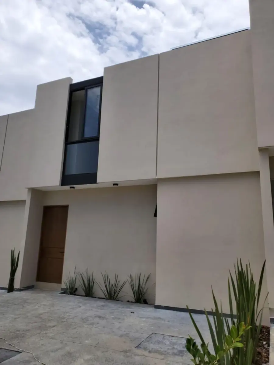 Casa en venta en Emiliano Zapata, Uruapan — foto 1 de 13