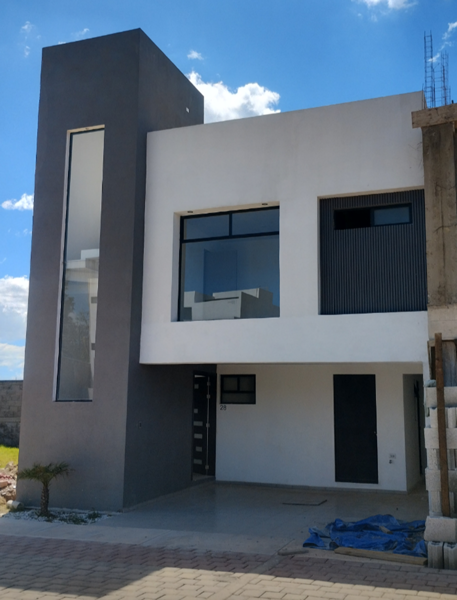 Casa en venta en Santa Barbara Almoloya, San Pedro Cholula — foto 1 de 24
