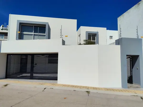 CASA EN VENTA LOMAS DE GRAN JARDIN, LEÓN, GTO