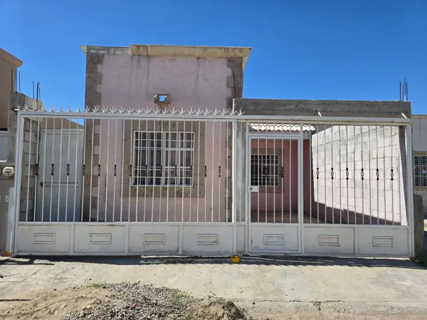 Casa en venta en Villas Centenario, Torreón — foto 2 de 22