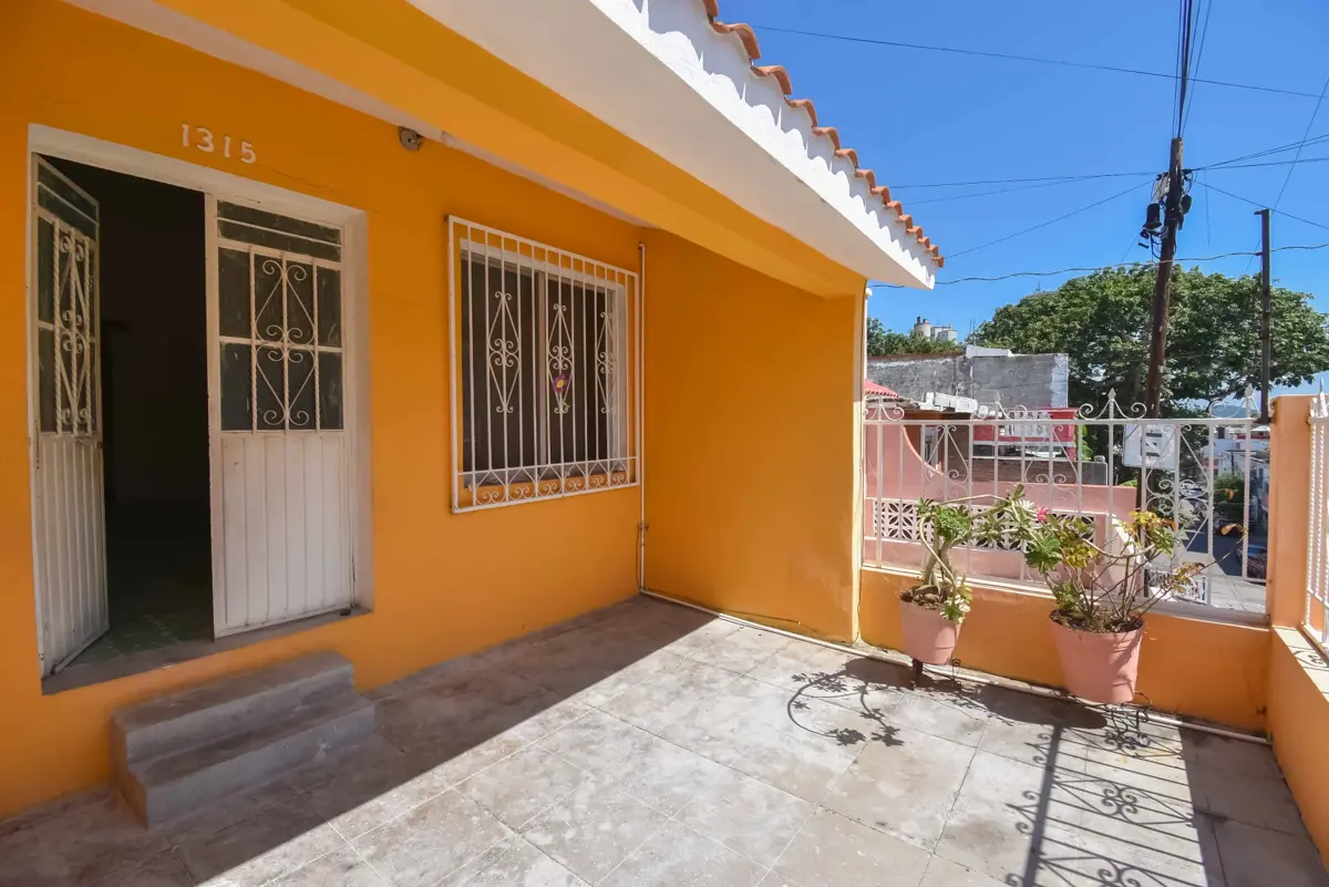 Casa en venta en Mazatlán Centro, Mazatlán — foto 1 de 29