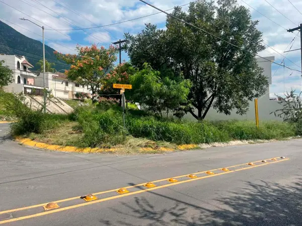 Terreno en venta en Pedregal de la Silla, Monterrey — foto 3 de 4