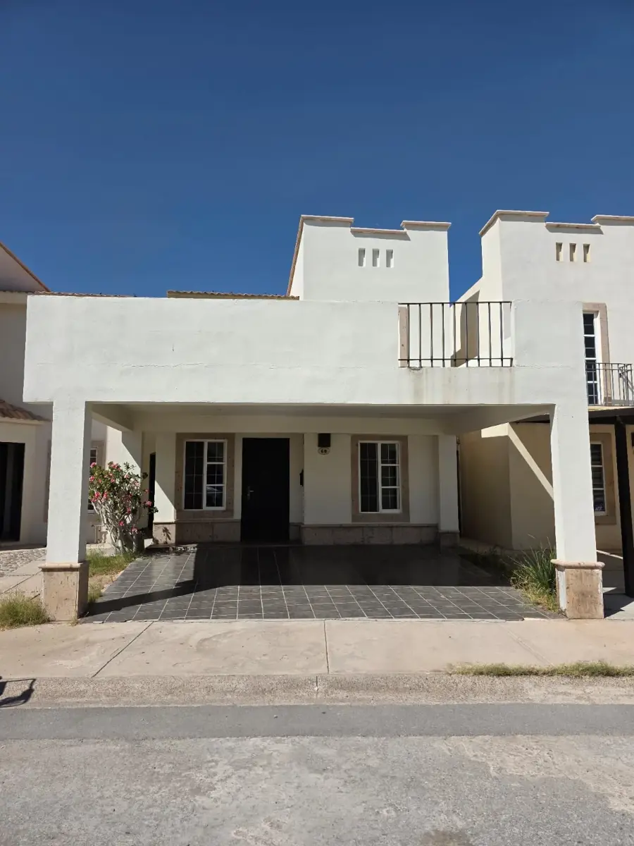 Casa en venta en Villa Romana, Torreón — foto 1 de 17