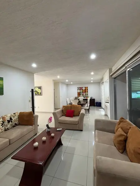 Casa en venta en La Hacienda, Irapuato — foto 3 de 44