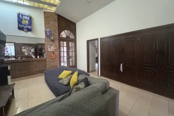 Casa en venta en Los Doctores, Saltillo — foto 3 de 17