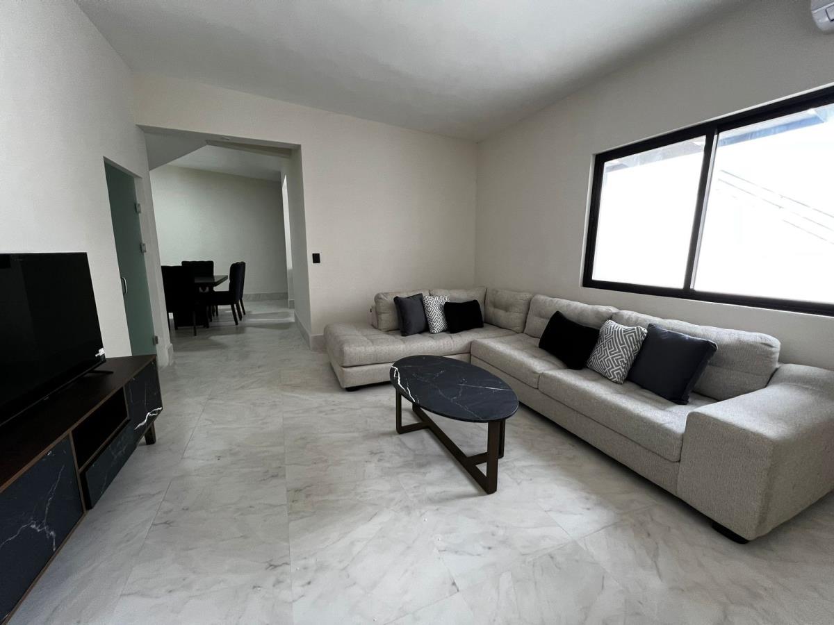 Departamento en renta en Navarro, Torreón — foto 1 de 9