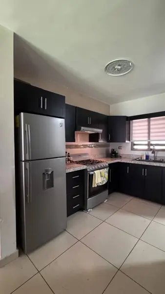 Casa en venta en Jardines Coloniales, Saltillo — foto 3 de 10