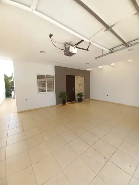 Casa en renta en Campestre Los Laureles, Culiacán — foto 3 de 21