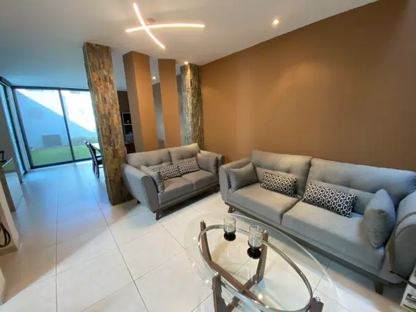 Casa en venta en Catara Residencial, Villa de Pozos — foto 2 de 34