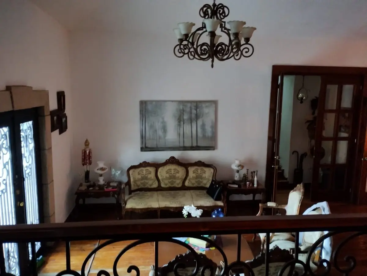 Quinta en venta en Jardines de la Silla (Jardines), Juárez — foto 1 de 23