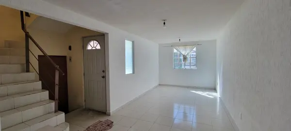 Casa en renta en San Mateo Otzacatipan, Toluca — foto 2 de 11