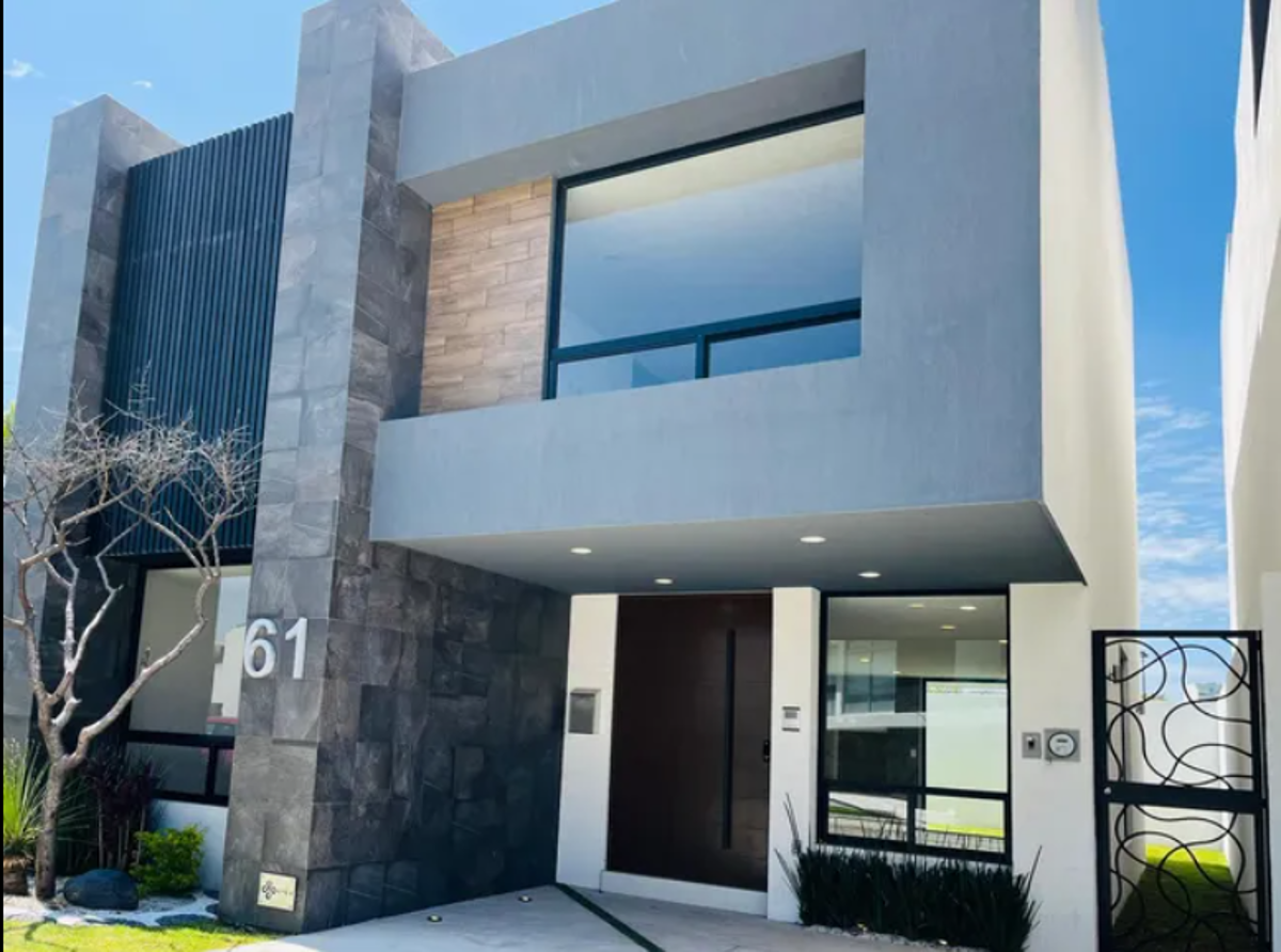 Casa en venta en Lomas de Angelópolis, San Andrés Cholula — foto 1 de 18