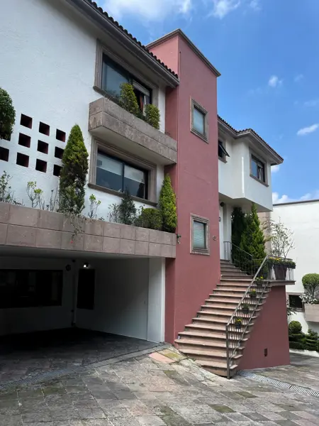 SAN JERÓNIMO, CASA EN CONDOMINIO EN VENTA | 3 NIVELES | JARDÍN PRIVADO